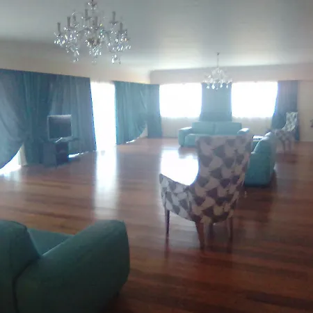 Vila Porto Βίλα *