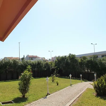 Vila Porto *